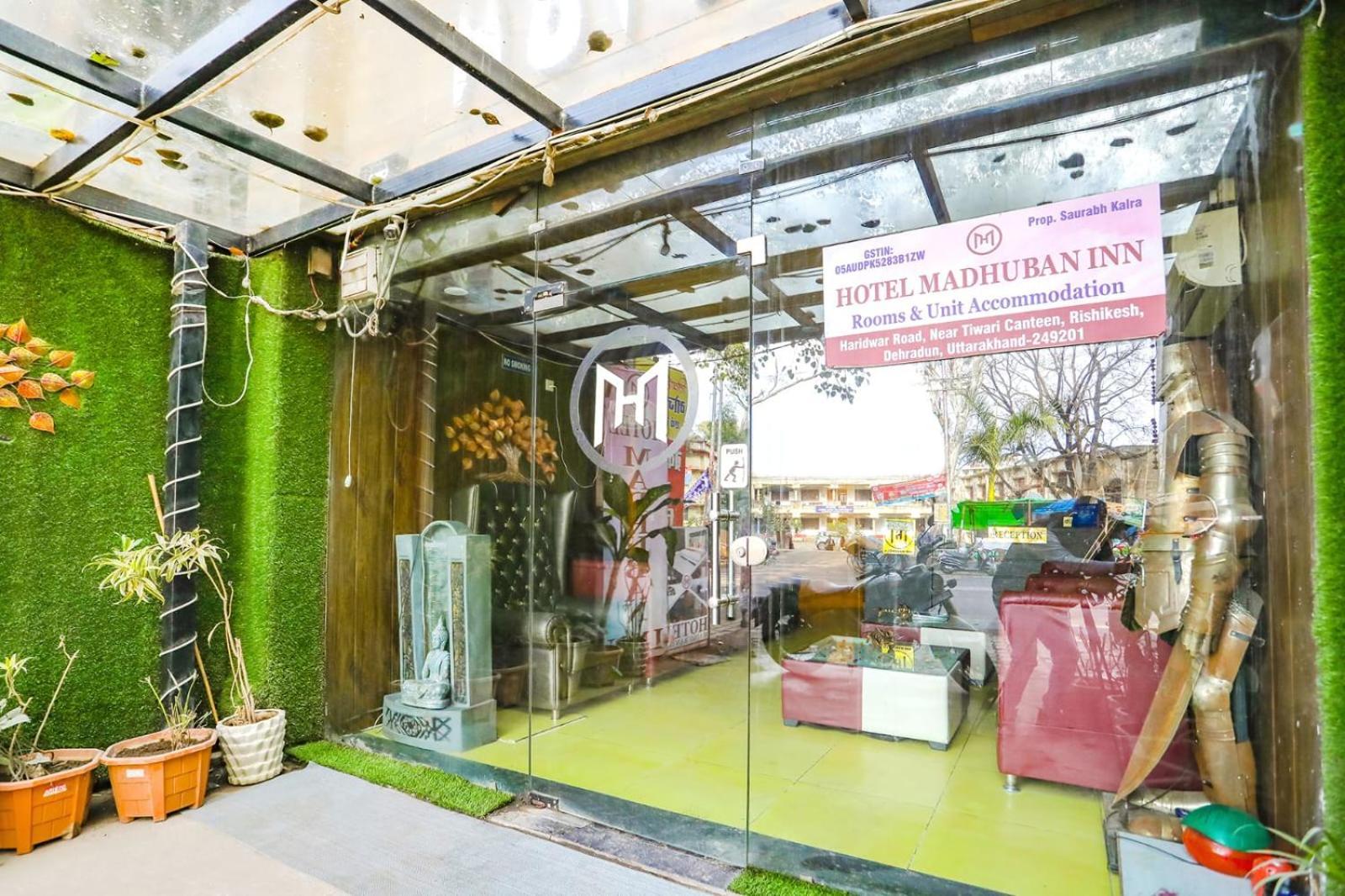 Maduban Inn Rishīkesh Zewnętrze zdjęcie
